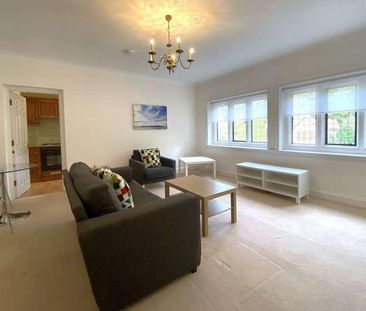 Ferry Lane, Wraysbury, Staines-upon-thames, Berkshire, TW19 - Photo 2