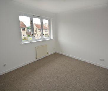 2 bedroom semi-detached house to rent - Photo 5
