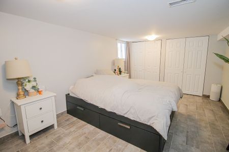 For Lease - 13 Alberta Street, Welland, Ontario - Photo 5
