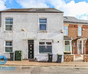 City Road, Beeston, NG9 - Photo 3