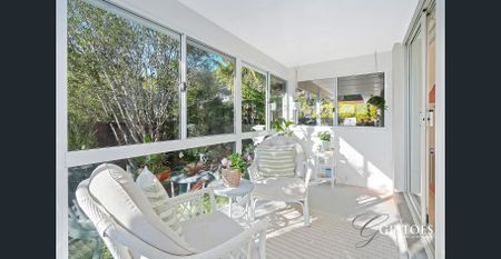 Large Family Home & Central Location - Photo 3