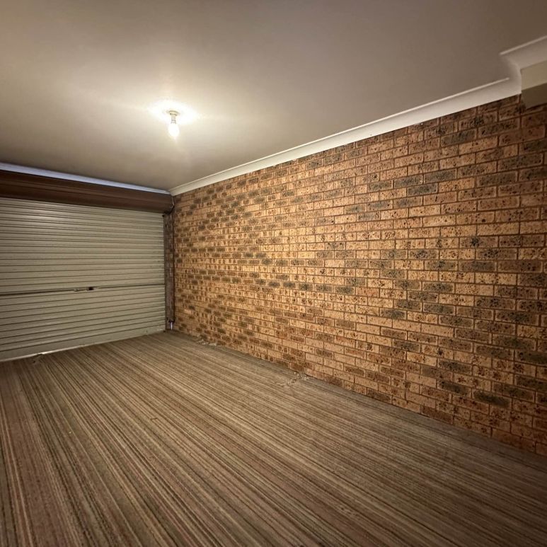 TWO BEDROOM TOWNHOUSE - Photo 1