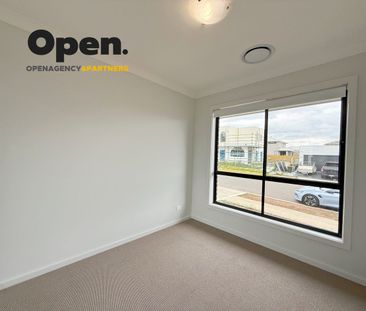 Brand New Family Home for Lease - Photo 5