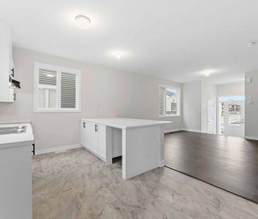 For Lease - 182 Ryan Reynolds Way, Orleans - Convent Glen and Area,... - Photo 5