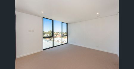 Leederville Penthouse Living - Private Inspections Offered - Photo 3