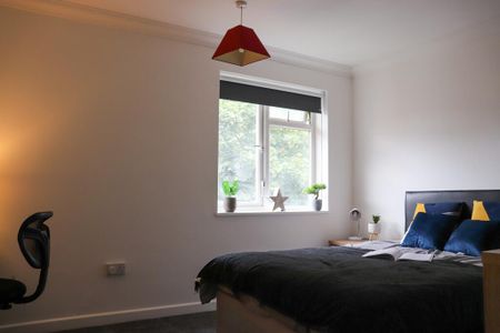 3 bedroom flat to rent - Photo 5
