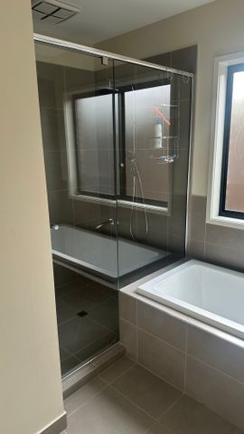 Clyde North - Photo 5