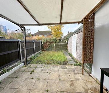 3 bedroom semi-detached house to rent - Photo 5