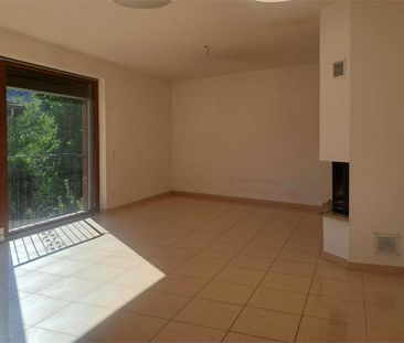 Bioggio: spazioso attico di 4,5 locali con vista lago in casa bifamili - Foto 1