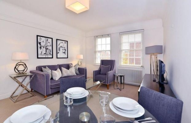 Fulham Road, Chelsea, London, SW3 - Photo 1