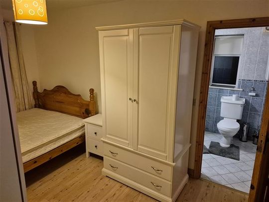 Bridge View, Kilmessan, Meath, C15 FX98 - Photo 1