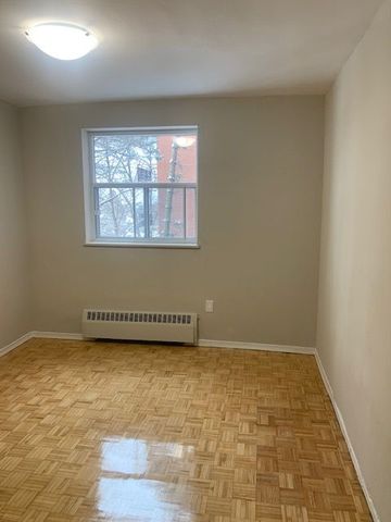 For Lease - 1030 Pearson Drive Unit# 405, Oakville, Ontario - Photo 3