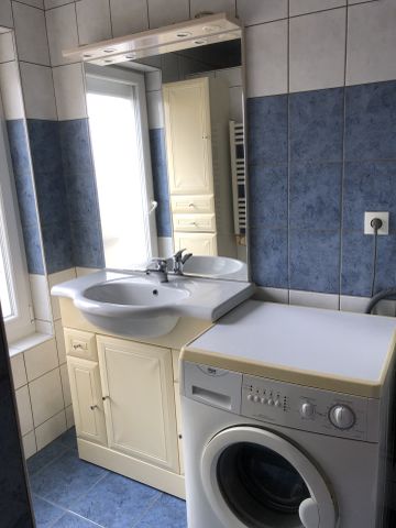 Location Appartement 3 pièces 67m² LA ROCHE CHALAIS 24490 - Photo 5