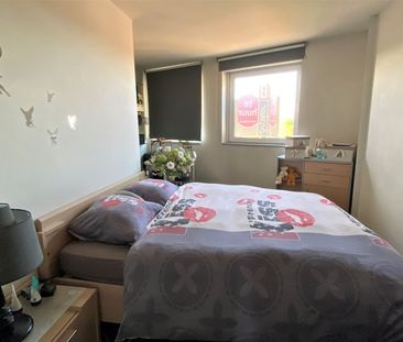 Ruim appartement met twee slaapkamers - Foto 4