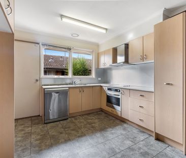 TWO BEDROOM UNIT LOCATED IN WENDOUREE - Photo 4