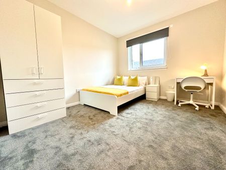 West Pilton Gardens, Pilton, Edinburgh, EH4 4EF - Photo 4