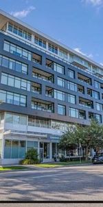 Furnished 2bed1bath at Cambie and 49 Ave. Skytrain - Photo 4