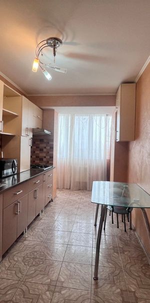 Inchiriez apartament cu 1 camera in zona Gruia - Fotografie 1