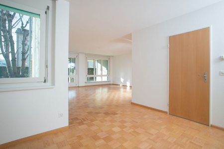 Gemütliche 4.5-Zimmerwohnung in Allschwil - Photo 2
