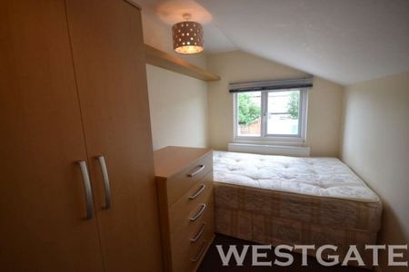 6 Bed - Blenheim Road, Reading - Photo 2