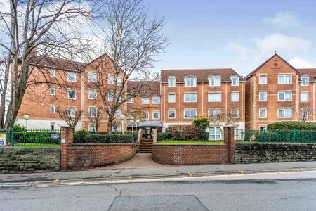 1 bedroom retirement property to rent - Photo 3