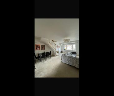 2 Bed Maisonette, Lower Addiscombe Road, CR0 - Photo 5