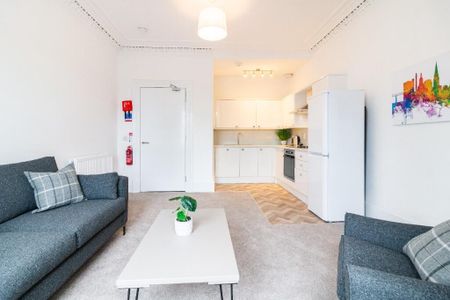 1 bedroom in a flat share to rent - Photo 2