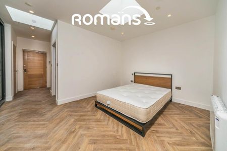 Studio to rent - Photo 3