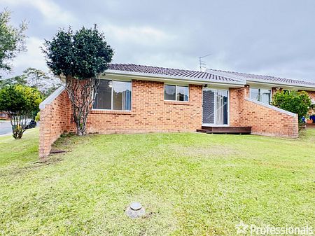 1/4 Harvey Place, North Nowra NSW 2541 - Photo 4