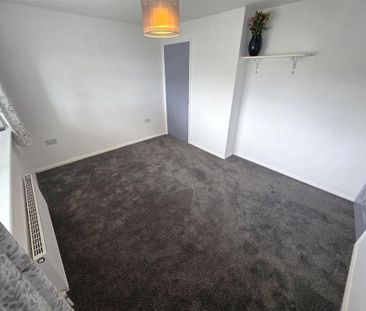 3 bedroom detached house to rent - Photo 5