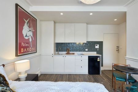Beautifully Transformed European Style Studio - FURNISHED - Photo 3