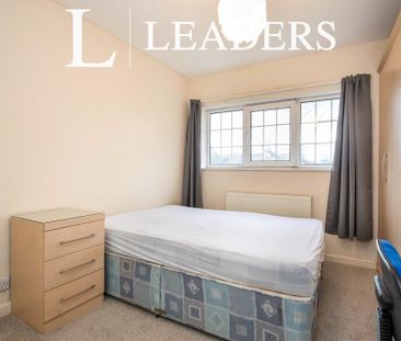 4 bedroom terraced house to rent - Photo 6