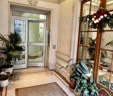 Paris XVème, Métro Bir Hakeim, Grand 3 Pièces de 84,66m² - Photo 4