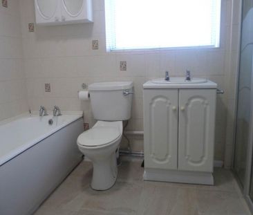 1 bedroom detached bungalow to rent - Photo 4