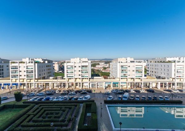 3 Bedroom Apartment with a view, Fórum Oeiras, Oeiras