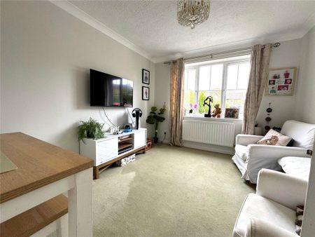 3 bedroom detached house to rent - Photo 5