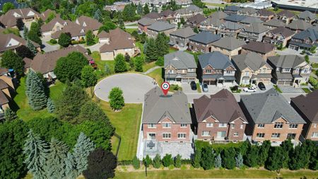 For Lease - 96 Match Point Court, Aurora, Ontario - Photo 5