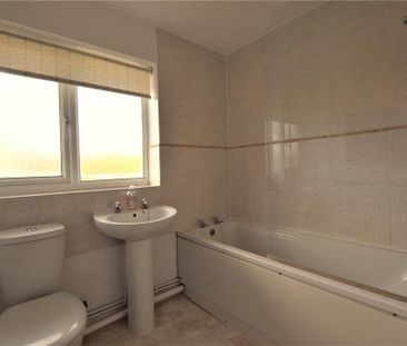 2 bedroom maisonette to rent - Photo 5