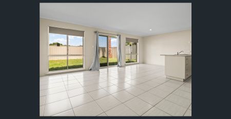 3 Bedroom Family Home - Photo 2
