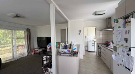 Family-Friendly Gem in a Super Convenient Location - Photo 2