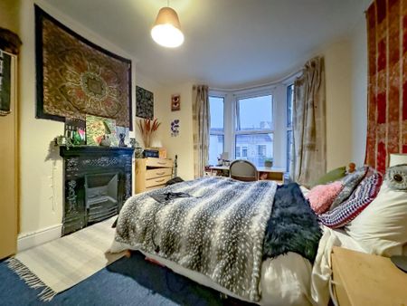 5 bedroom terraced house to rent - Photo 3