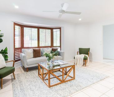 A Private Family Retreat with Pool & Reserve Access – Tranquil Cul-... - Photo 6