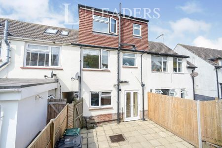 3 bedroom house to rent Truleigh Drive, Portslade, Brighton, BN41 - Photo 5