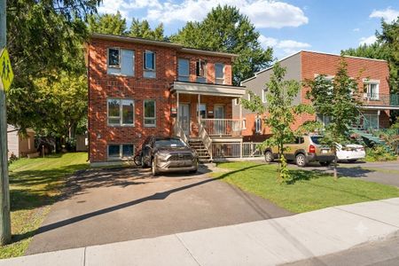 154 Rue Guillerm - Photo 2