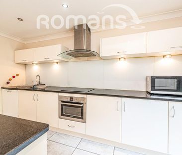 2 bedroom terraced house to rent - Photo 4