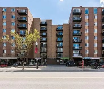 2 Bedroom Condo in the Heart of 17th Ave – Underground Parking Incl... - Photo 1