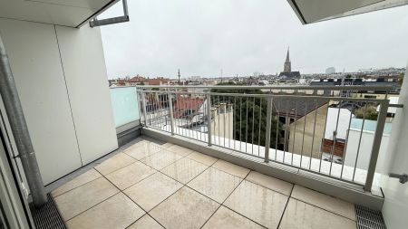 URANIA: 3 Zimmer mit hofseitiger Terrasse in Ruhelage: Luxus pur in Citynähe - Foto 4