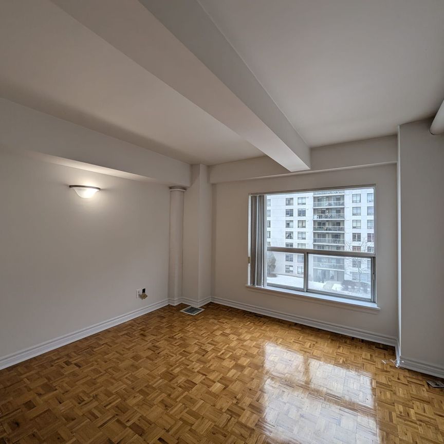 For Lease - 806 Lansdowne Avenue Unit# 505, Toronto, Ontario - Photo 1