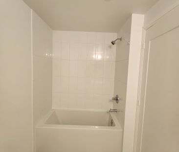 For Lease - 412 Silver Maple Road Unit# 224, Oakville, Ontario - Photo 5