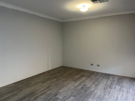 62C Henry Street, East Cannington WA 6107 - Villa For Rent | Domain - Photo 5